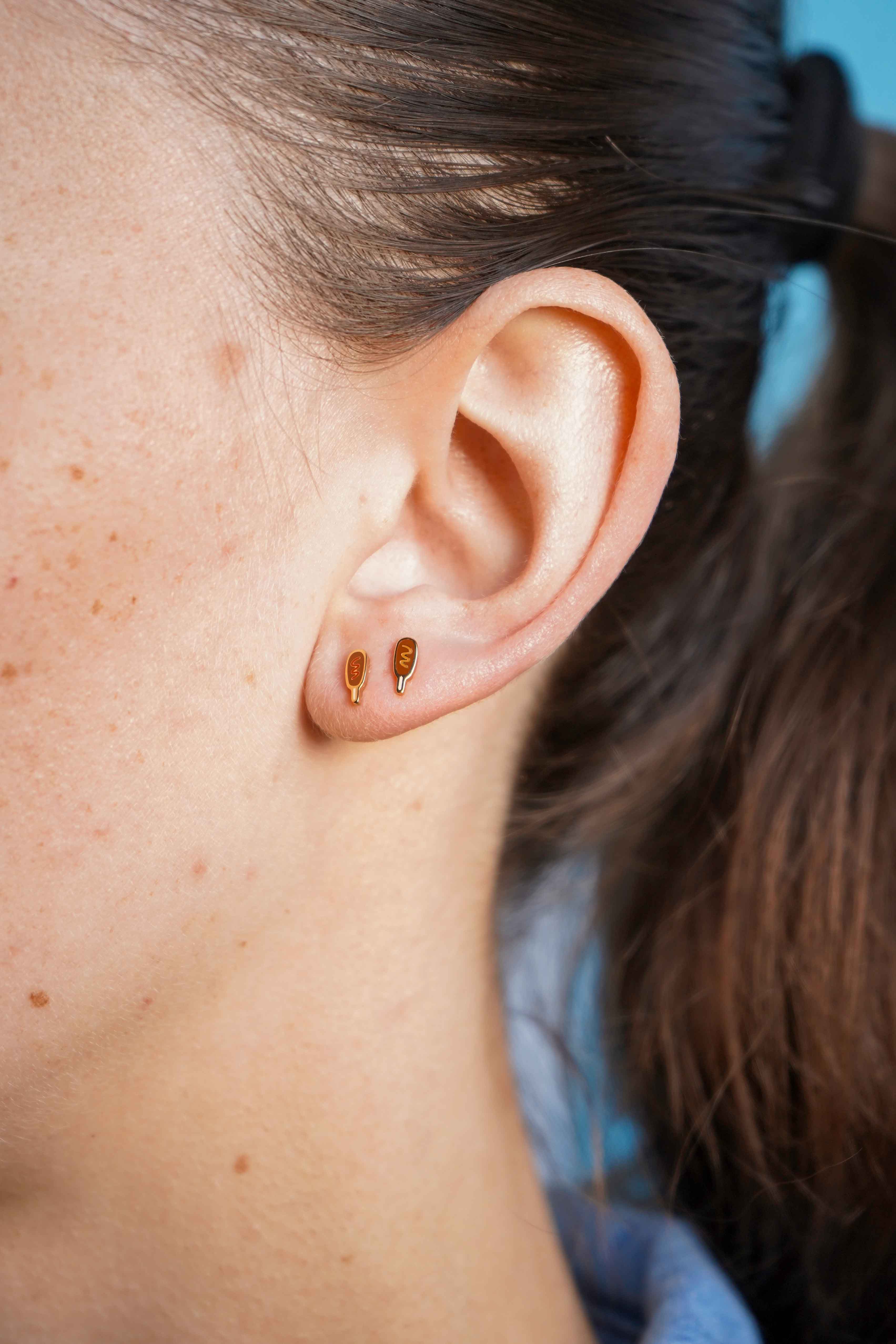 Corn Dog Enamel Flat Back Stud - Image 3