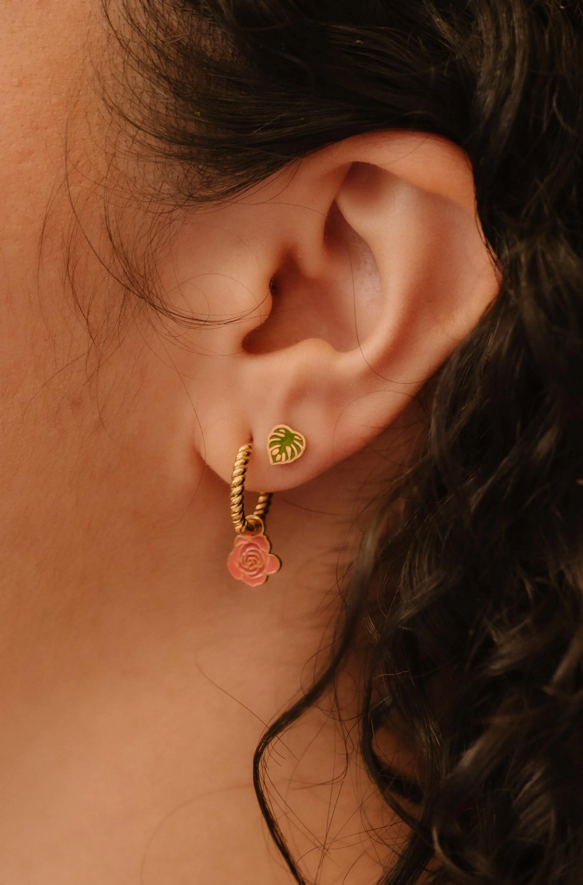 Monstera Enamel Flat Back Stud - Image 3