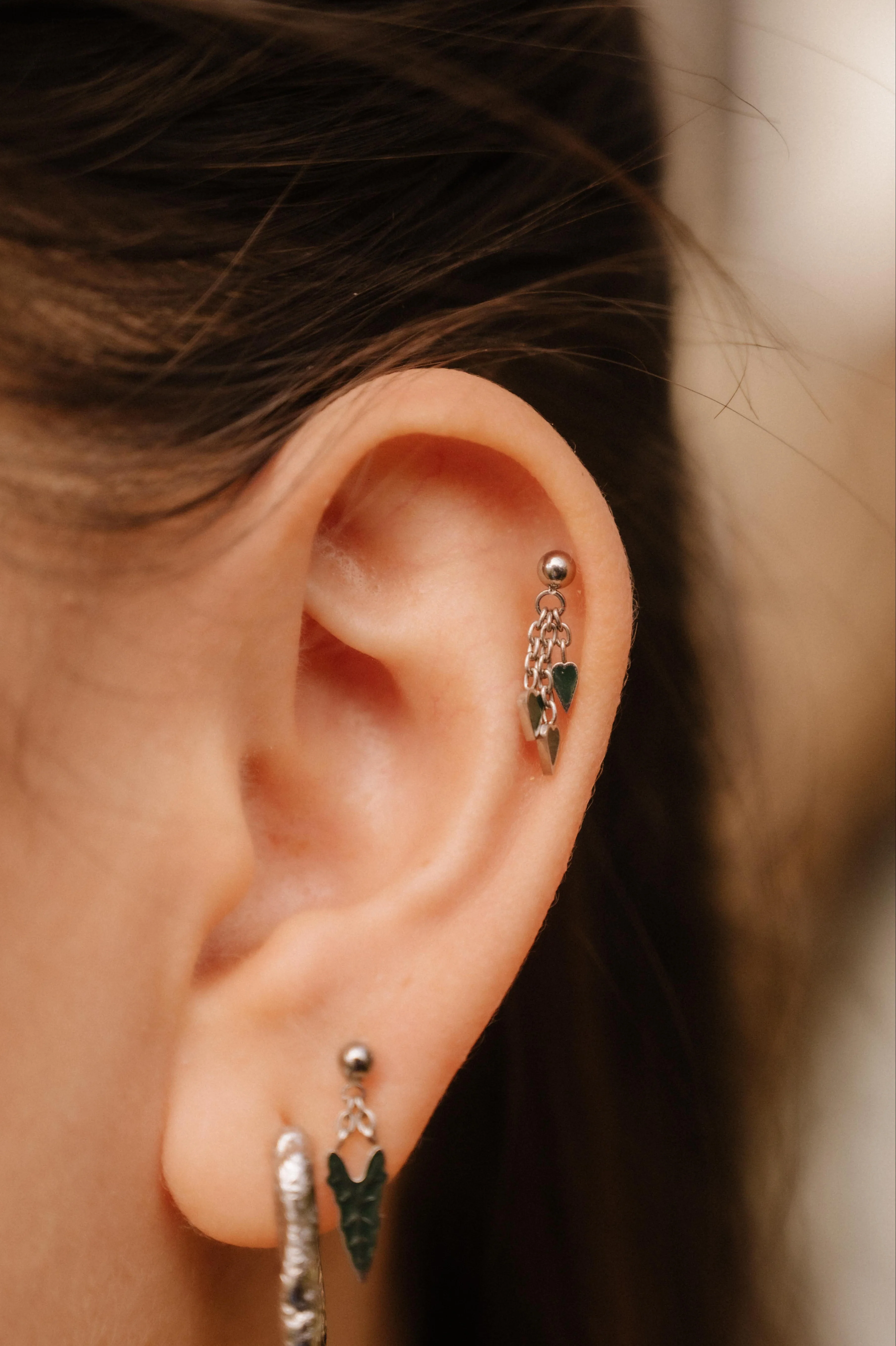 Pothos Enamel Flat Back Stud - Image 3